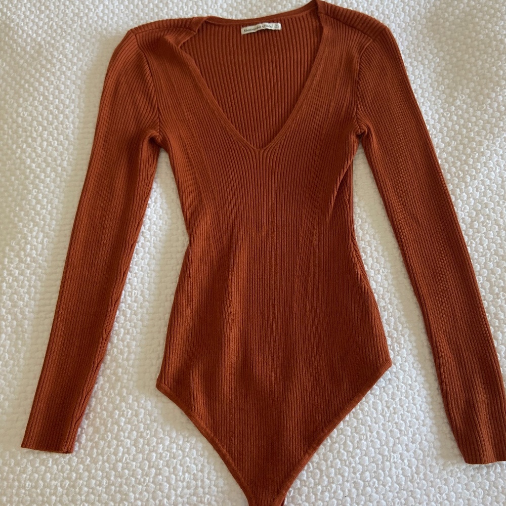 Abercrombie burnt orange long sleeved bodysuit